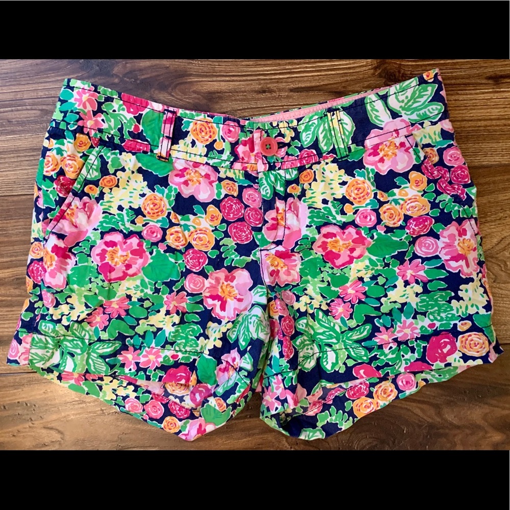Lilly Pulitzer Floral Women's Shorts - Pink, Green, and Blue
